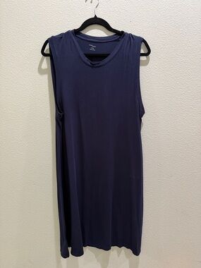 Sleeveless Navy Shift Dress
